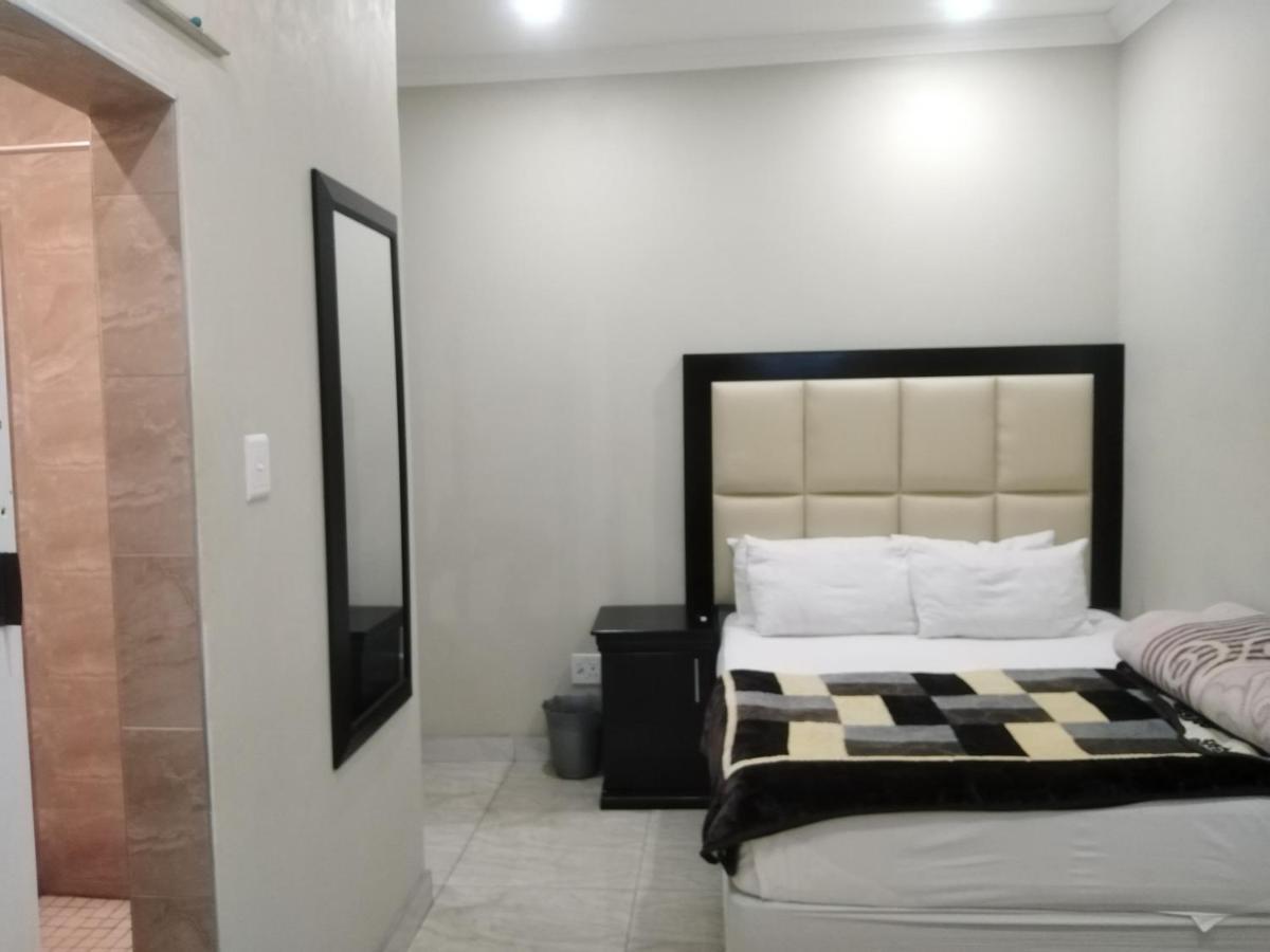 Classic-Lodge Kempton Park Ngoại thất bức ảnh