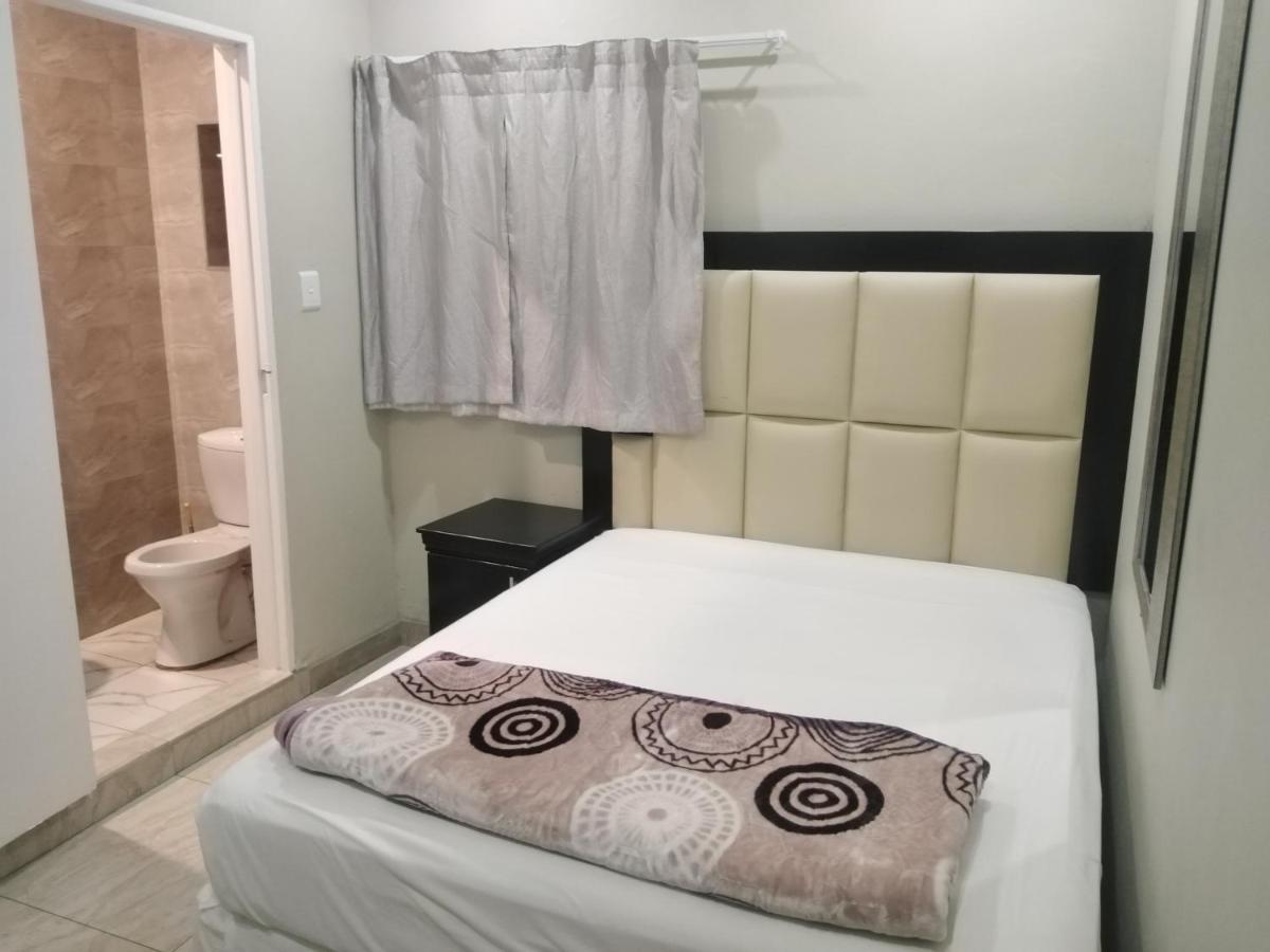Classic-Lodge Kempton Park Ngoại thất bức ảnh